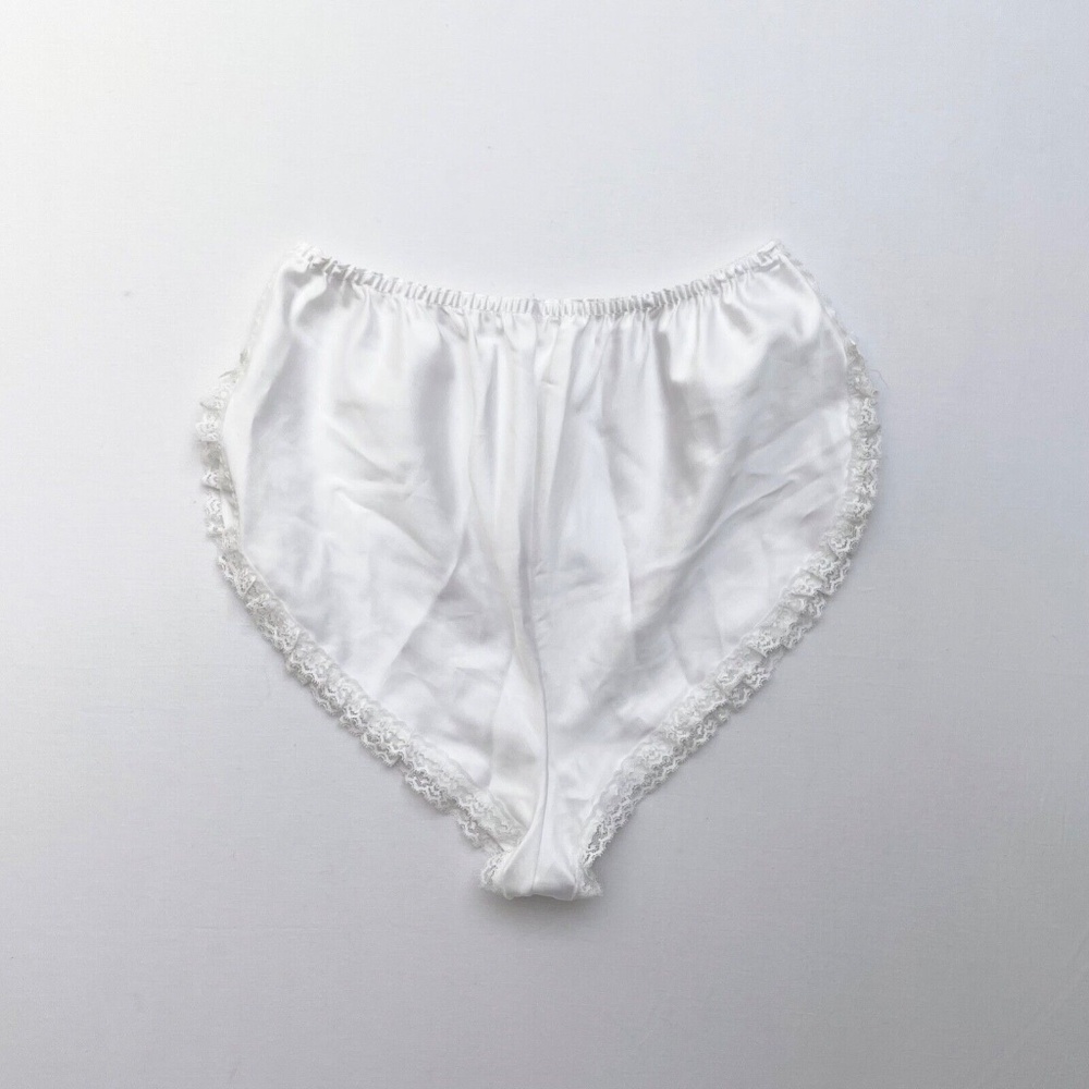 Vintage White Bloomer Lace Trim Lolita Goth High Waist Shorts w/ Bow Detail S M